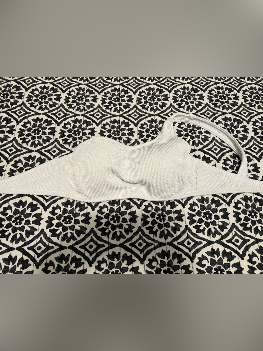 Shade & Shore White one shoulder bathing suit top